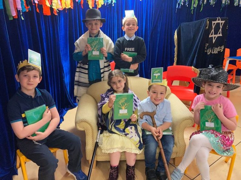 Image of Year 1 receive their first Siddur